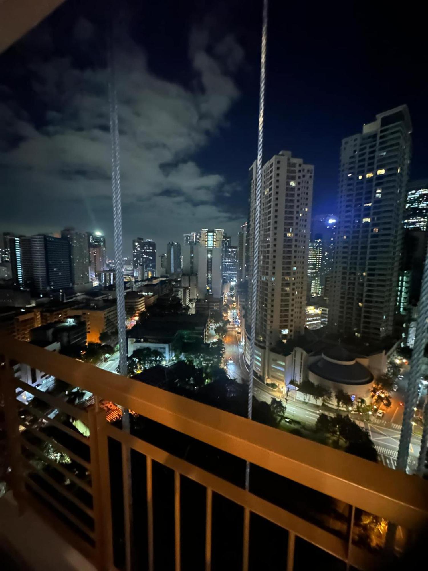 Cozy Place With City View At Greenbelt Makati Маніла Екстер'єр фото